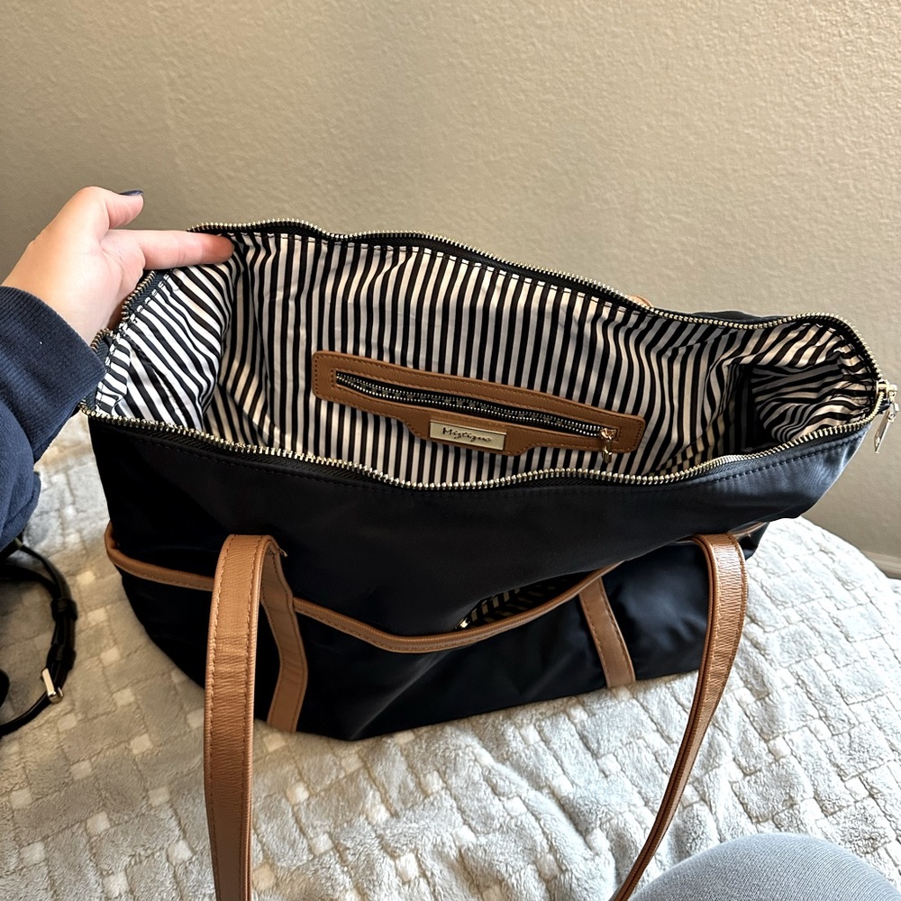 MIZTIQUE TRAVEL BAG 💙🧡